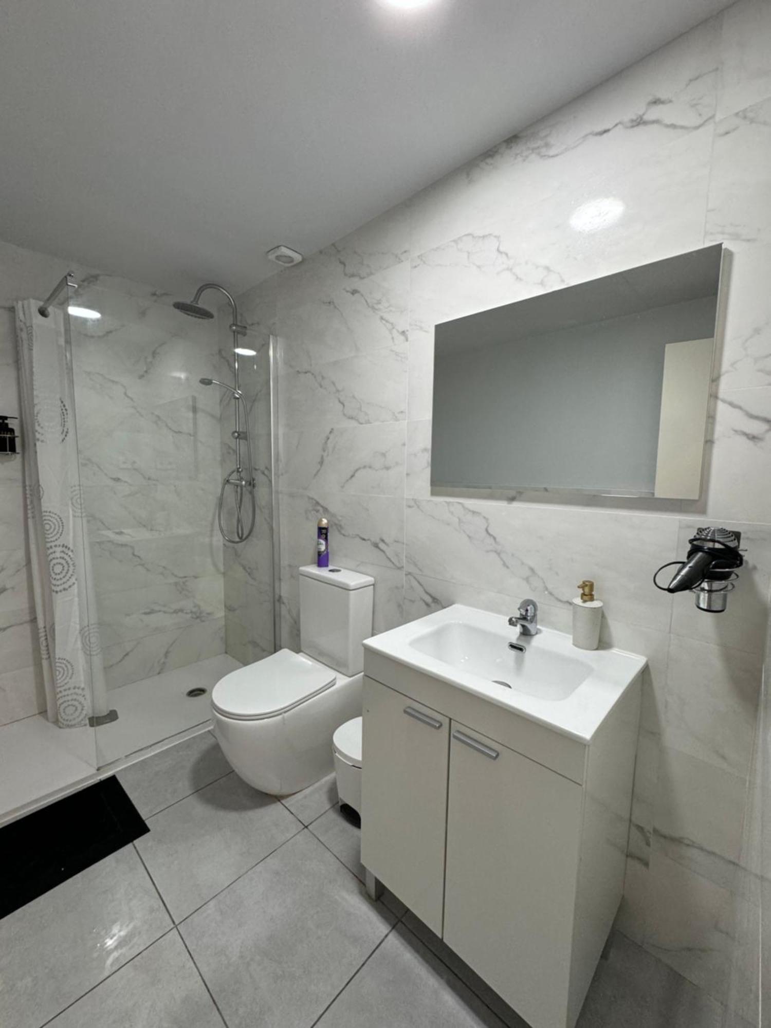 Ferienwohnung Habitacion Para Tu Estadia Corta En Bcn Barcelona Exterior foto